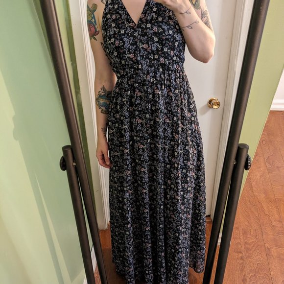 Beautiful Floral Formal Maxi Dress - Picture 1 of 6